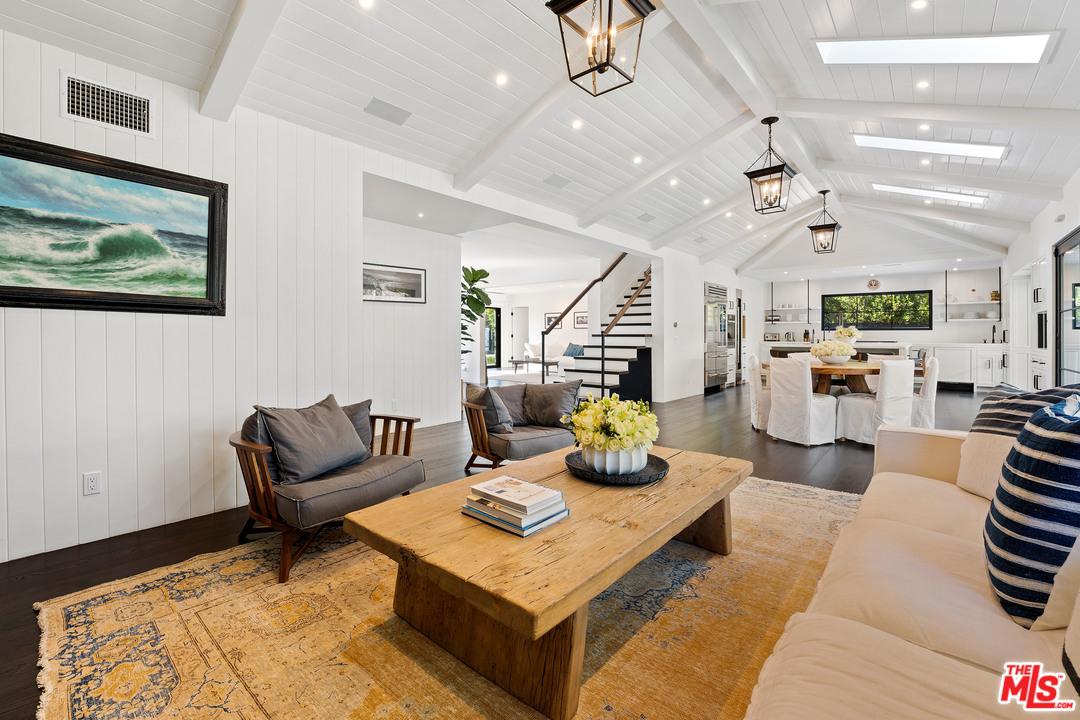 Undisclosed Address Malibu, CA 90265 - Photo 5 of 36