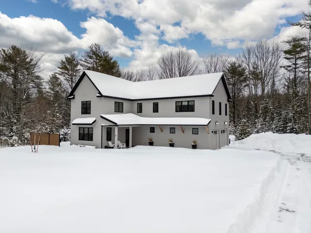 $995,000 | 21 Renee Road, Freeport, ME 04032