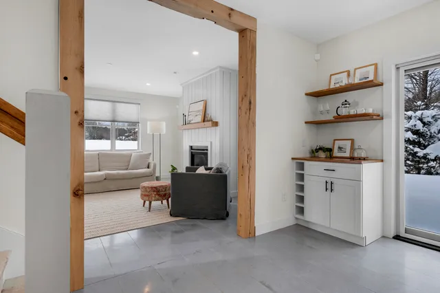 $995,000 | 21 Renee Road, Freeport, ME 04032