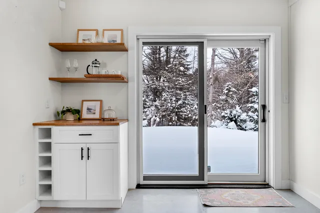 $995,000 | 21 Renee Road, Freeport, ME 04032