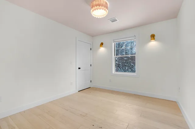 $995,000 | 21 Renee Road, Freeport, ME 04032