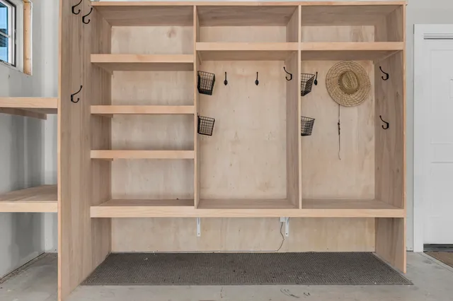 $995,000 | 21 Renee Road, Freeport, ME 04032