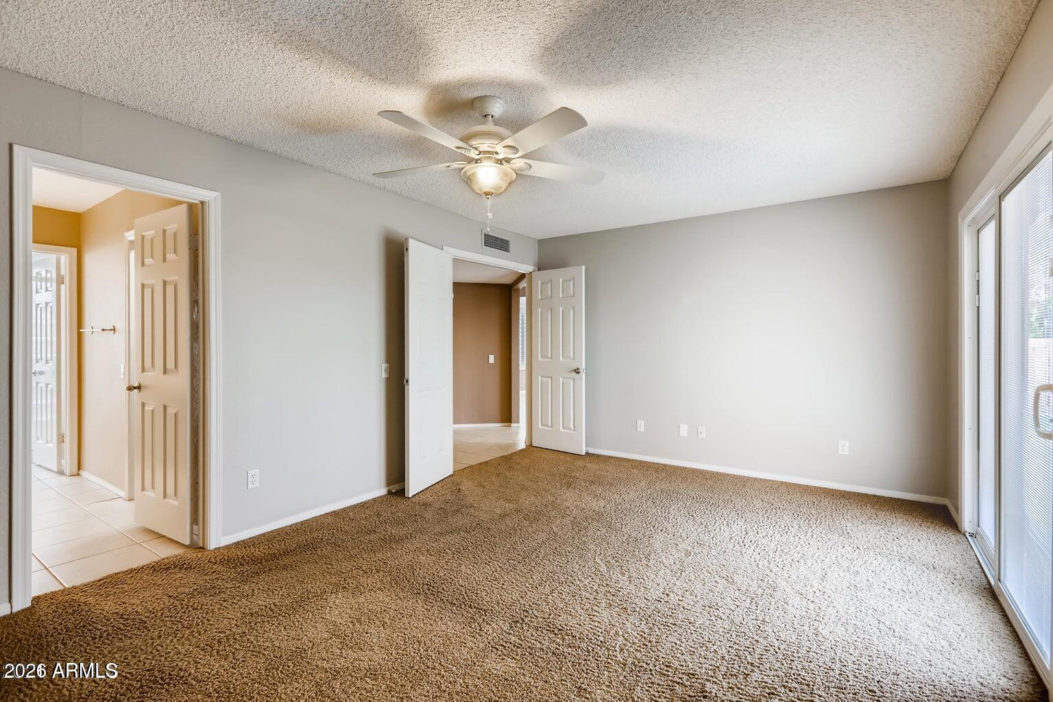 15652 North 38th Place Phoenix, AZ 85032 - Photo 14 of 22 14