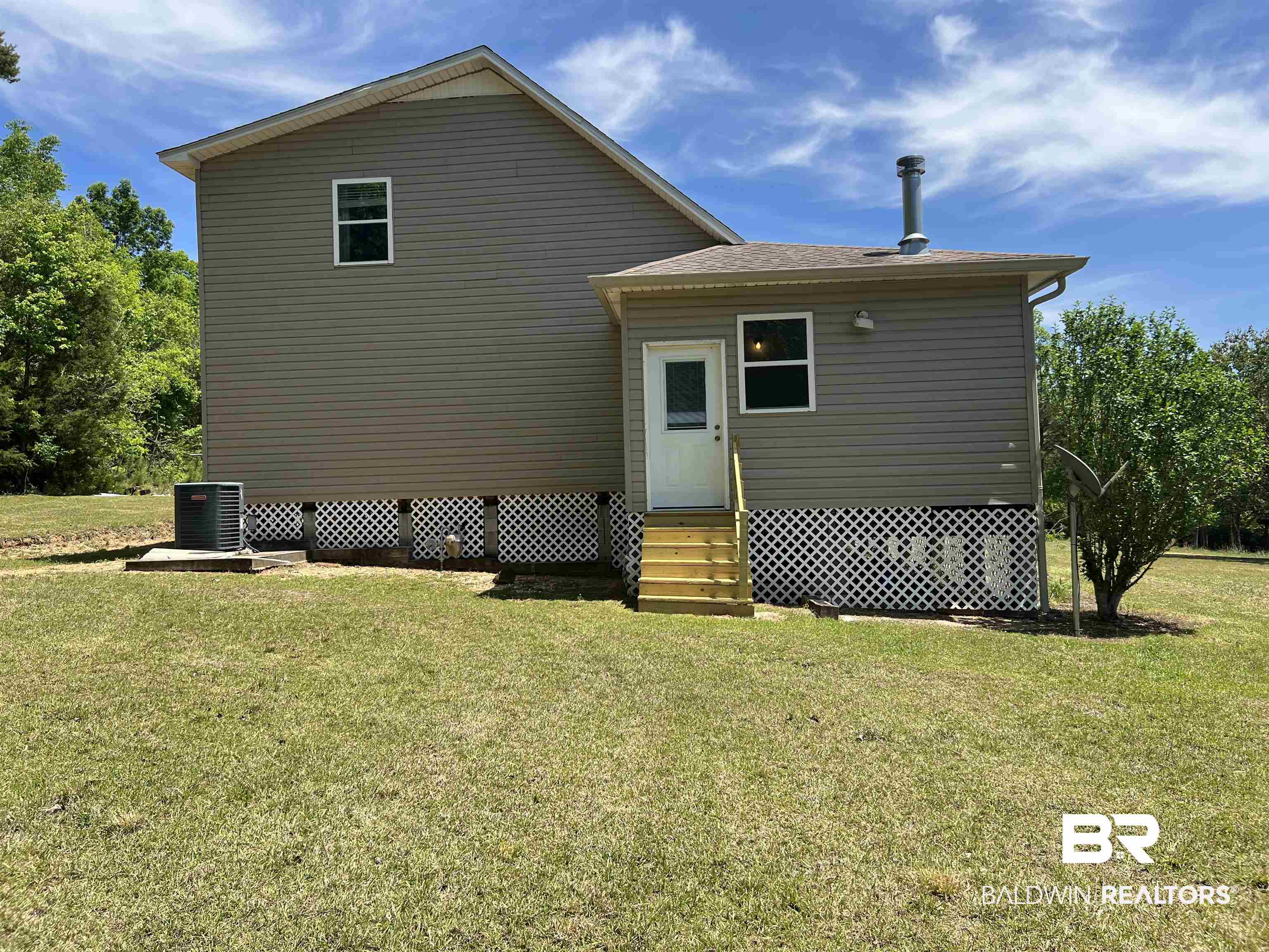 400 Godwin Drive Monroeville, AL 36460 - Photo 2 of 28