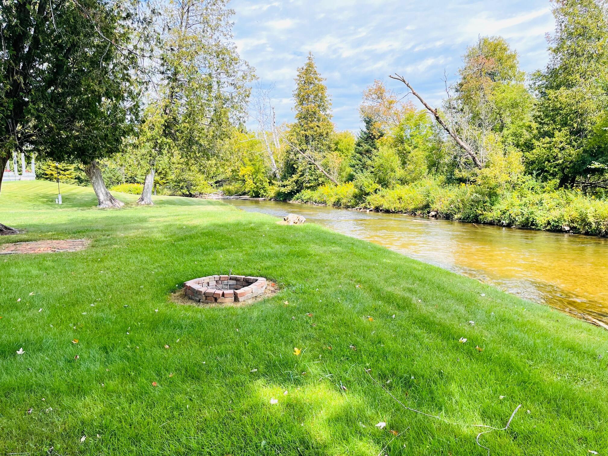 5385 Schultz Road Indian River, MI 49749 - Photo 4 of 27 Gallery Image 4