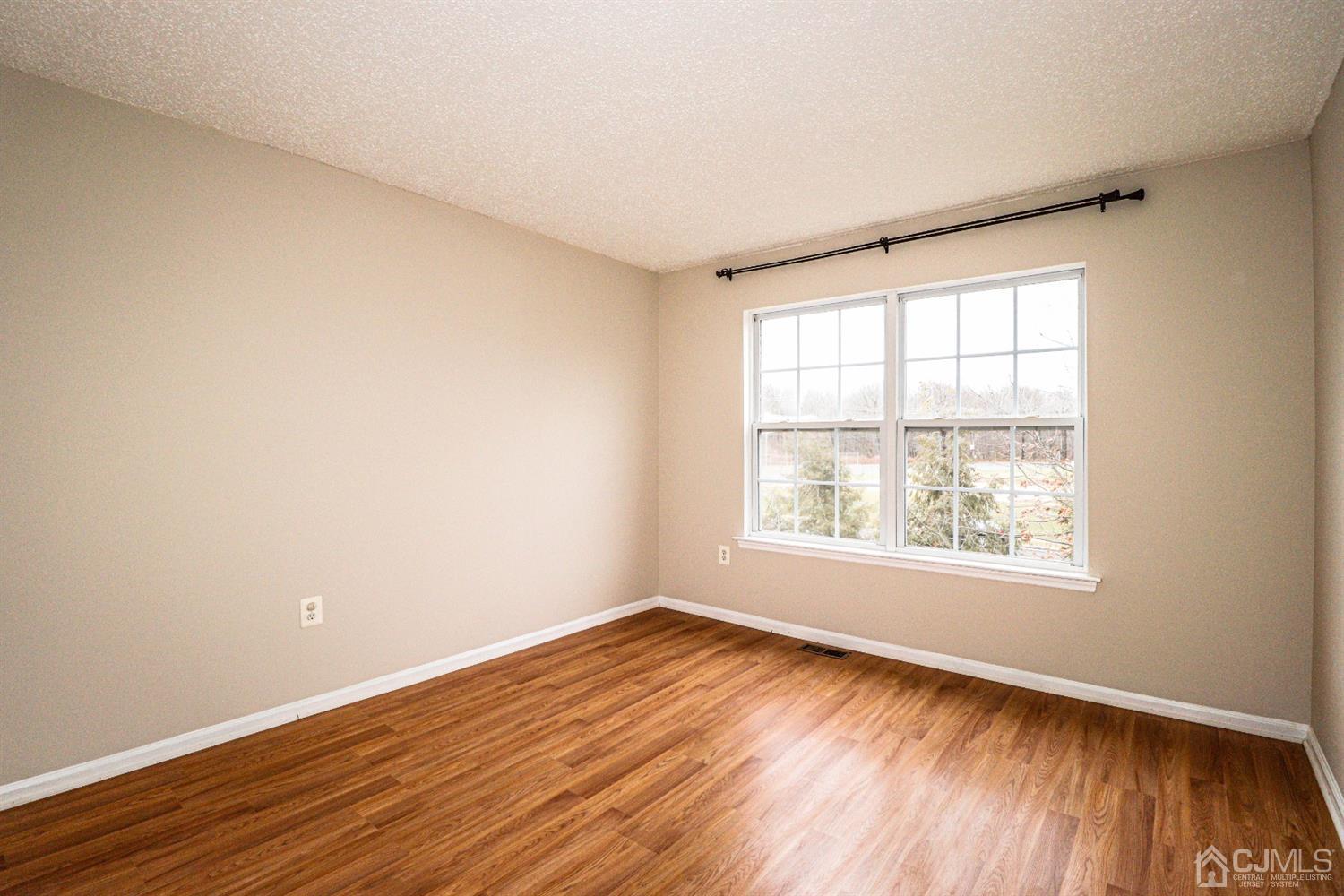 21 Prestwick Way Edison, NJ 08820 - Photo 24 of 31 Gallery Image 24