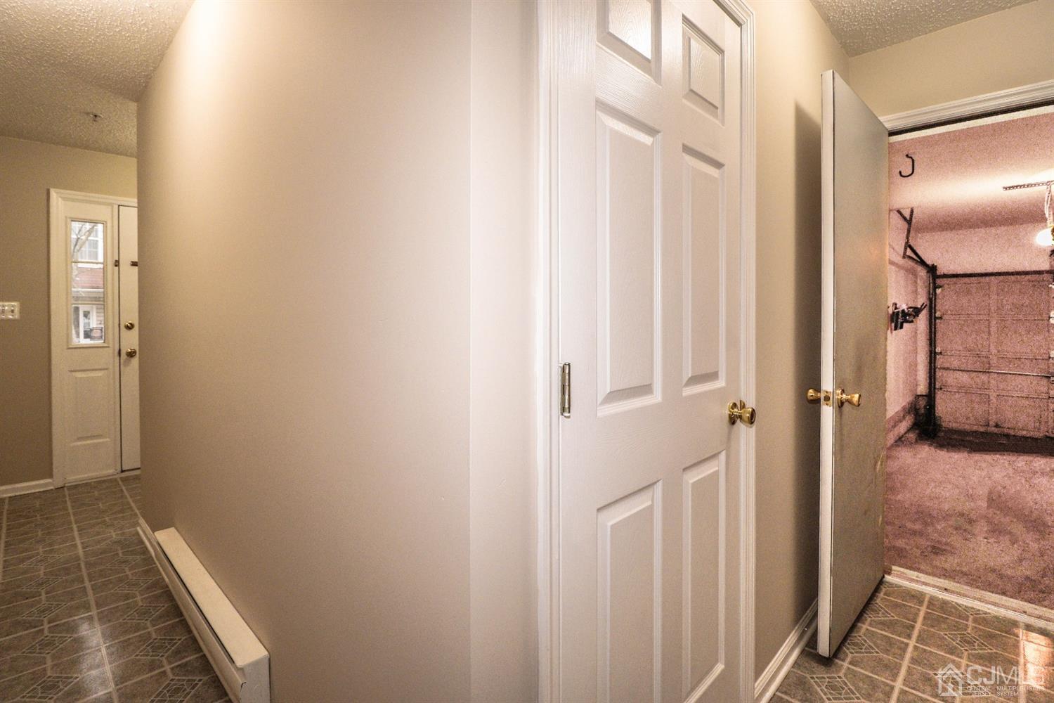 21 Prestwick Way Edison, NJ 08820 - Photo 27 of 31 Gallery Image 27