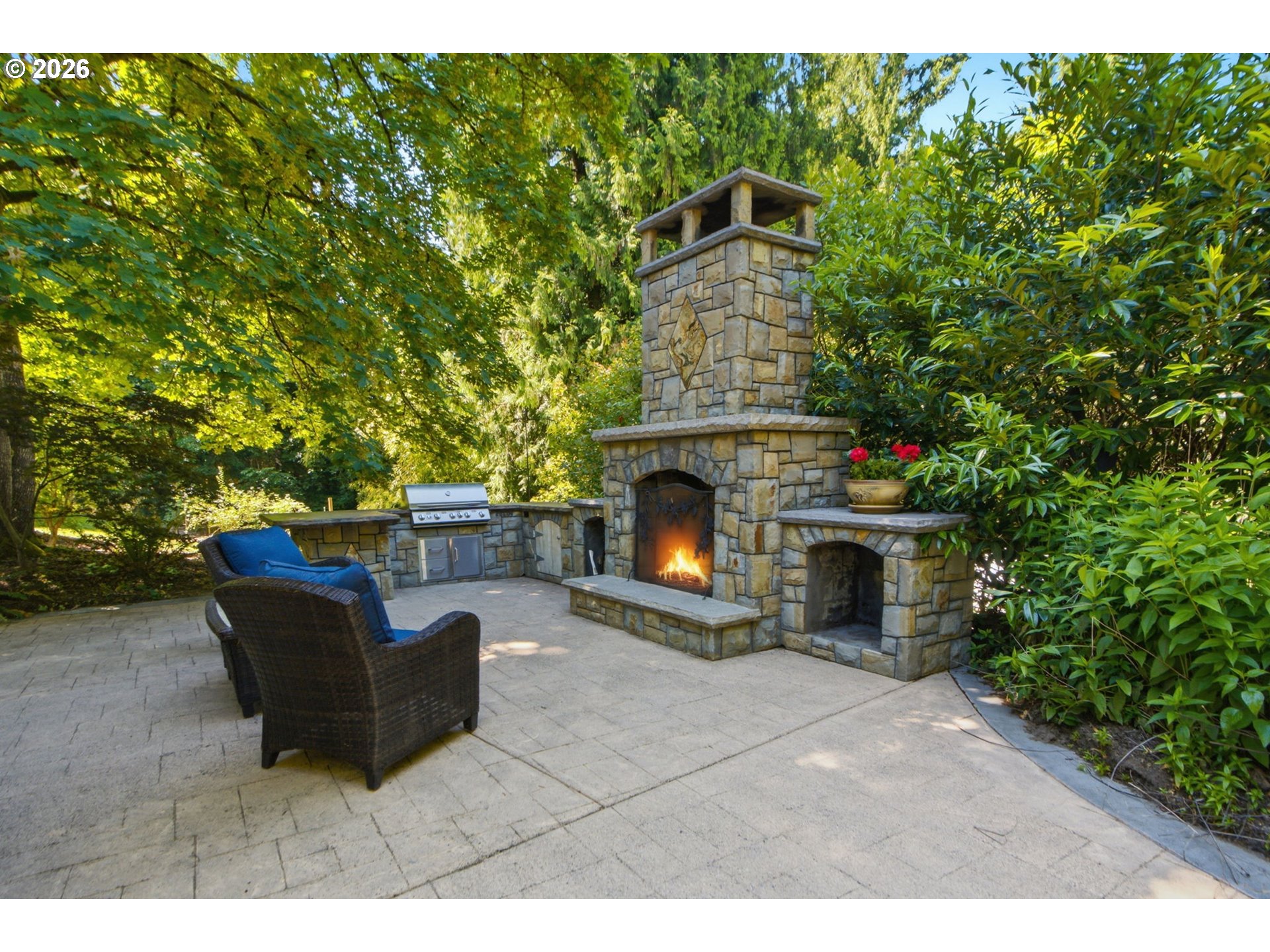 4875 Southeast Hill Road Milwaukie, OR 97267 - Photo 31 of 48
