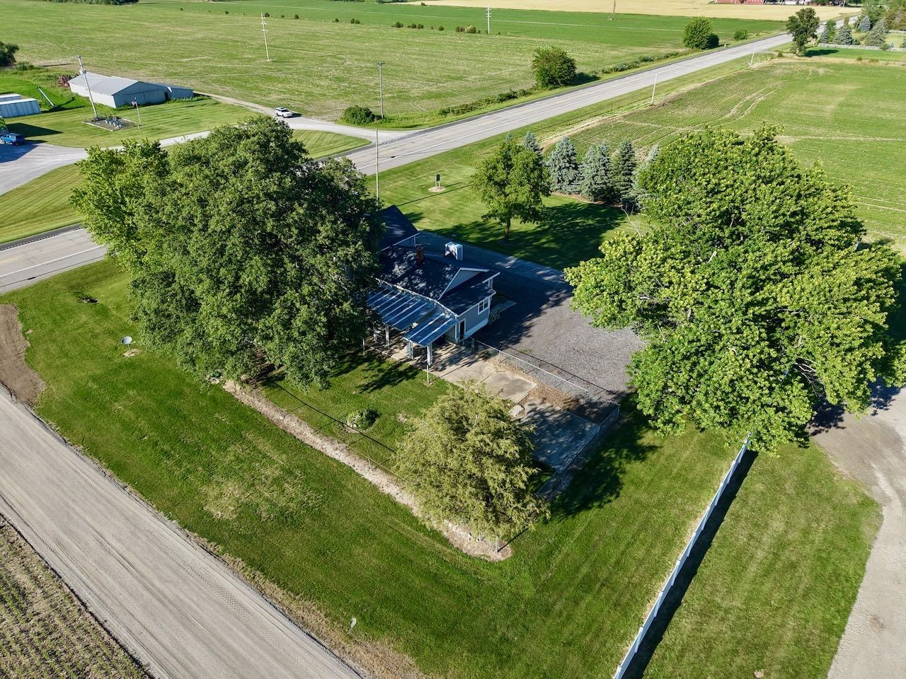 5577 Peet Road Chesaning, MI 48616 - Photo 10 of 42