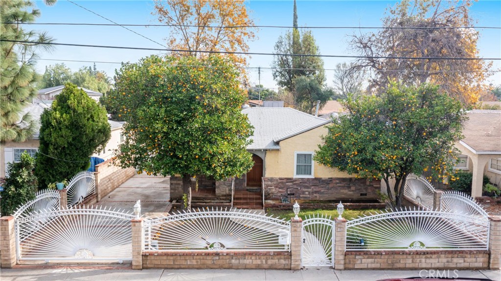 7508 Etiwanda Avenue Reseda, CA 91335 - Photo 29 of 32 a view of house with outdoor space