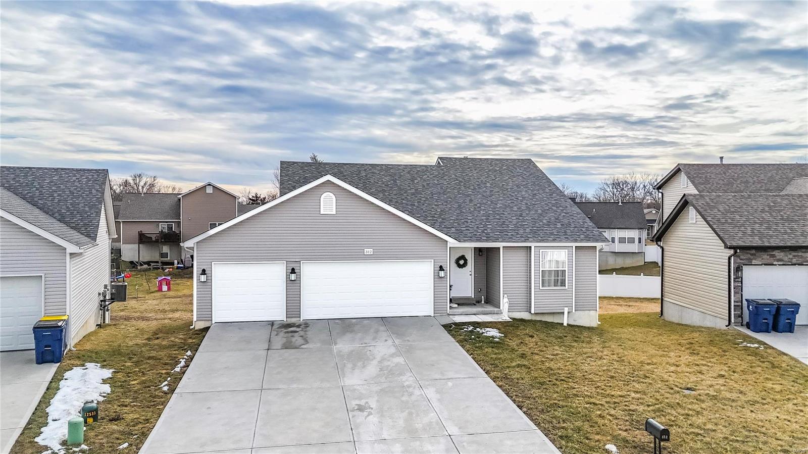312 Living Stone Way Pevely, MO 63070 - Photo 1 of 31