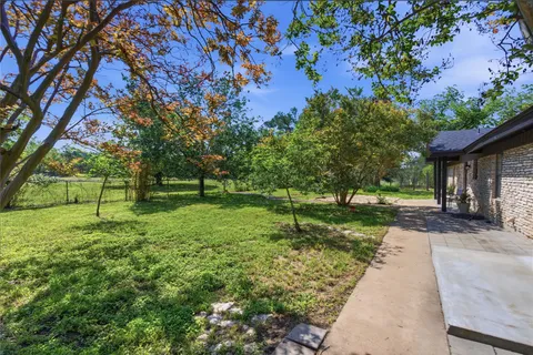 $920,000 | 8203 North Madrone Trail, Austin, TX 78737