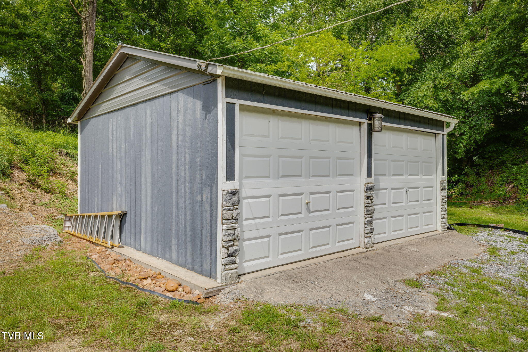 2100 Longreen Road Kingsport, TN 37660 - Photo 39 of 47 038