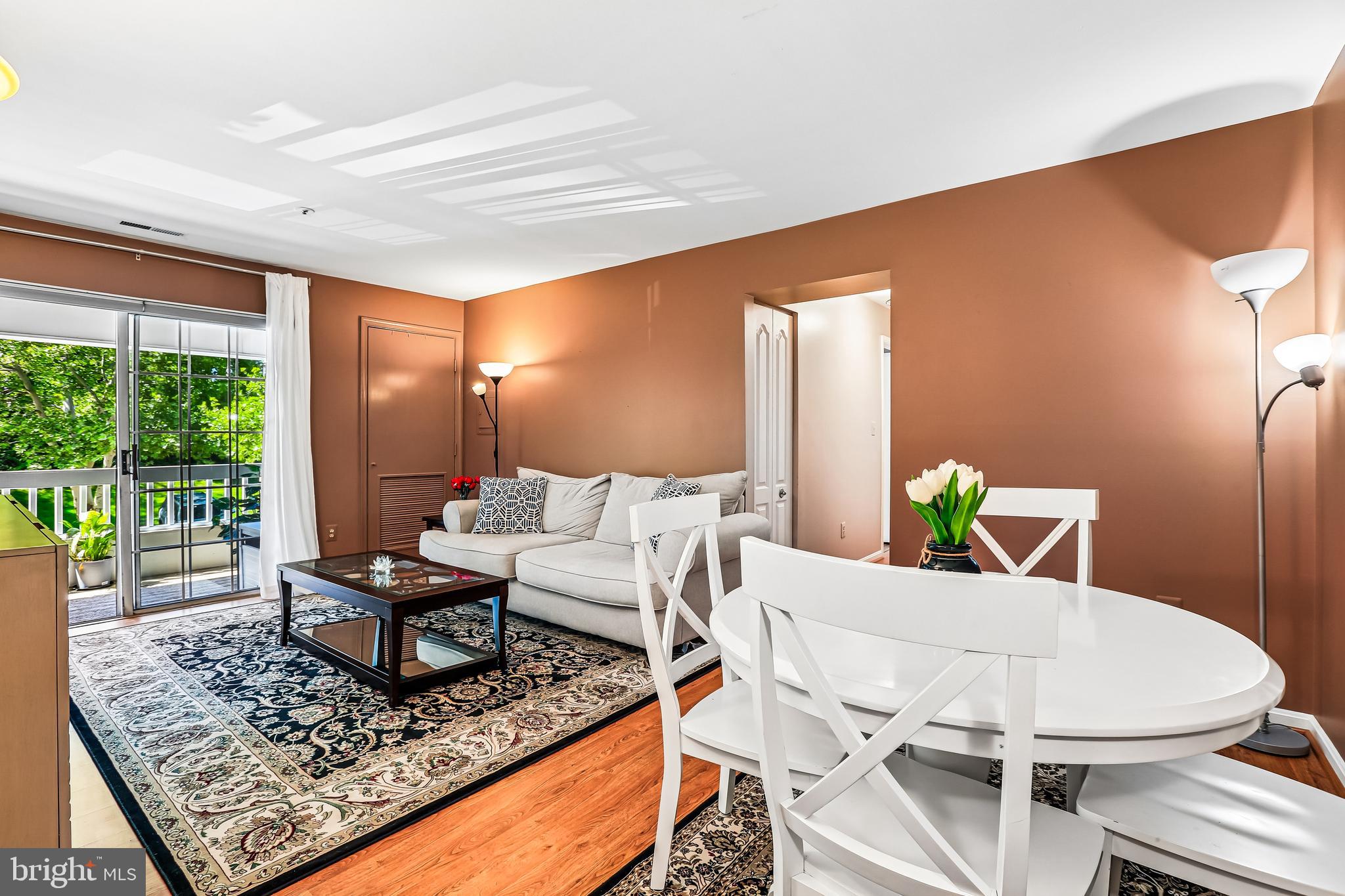 8613 Falls Run Road, Unit E Ellicott City, MD 21043 - Photo 2 of 20 Breakfast Nook