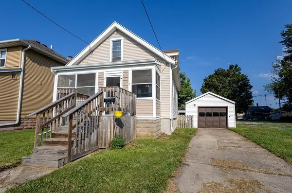 $149,900 | 505 Hayes Avenue, South Beloit, IL 61080