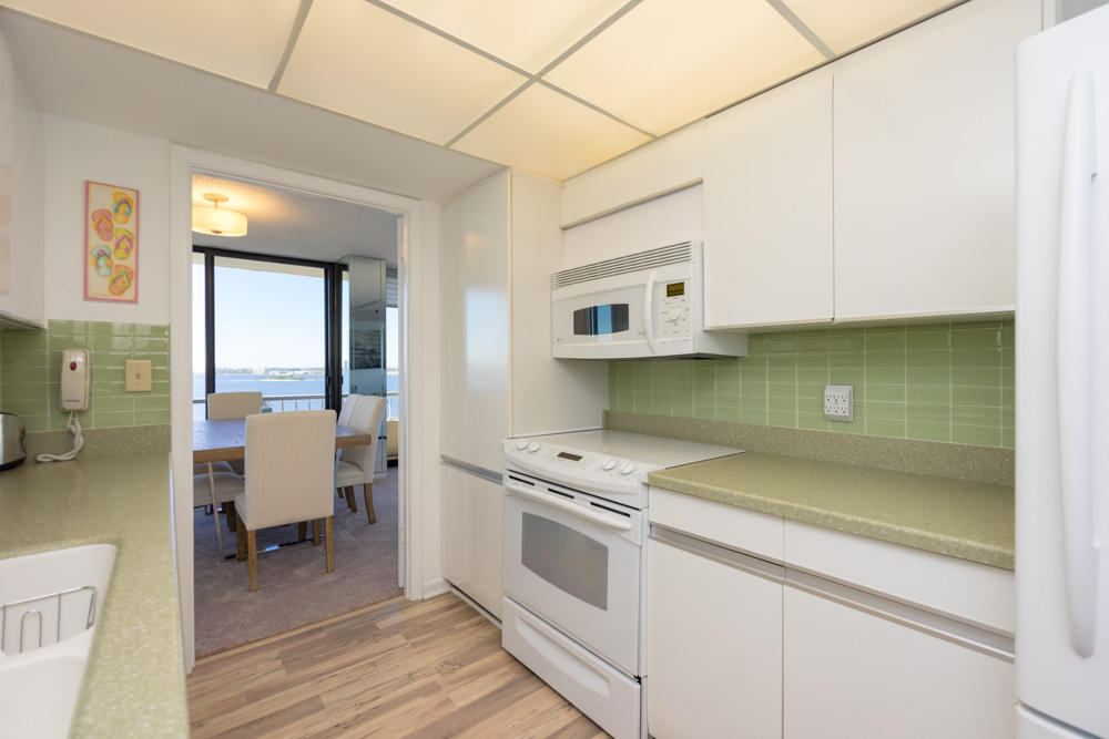 5550 North Ocean Drive, Unit 9D Riviera Beach, FL 33404 - Photo 8 of 34 5550 N Ocean Drive 9D_Water Glades-8