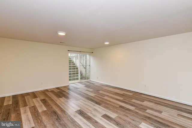 $2,150 | 24 Sanford Drive, Bunker Hill, WV 25413