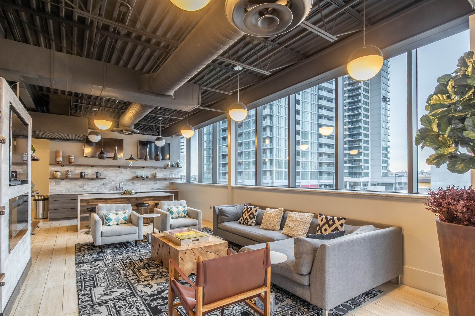 650 West Wayman Street, Unit 508 Chicago, IL 60661 - Photo 20 of 23 a living room with furniture