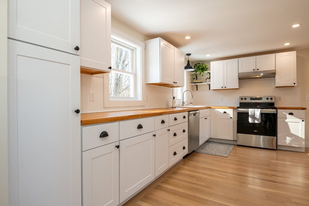 6 Allen Road Peabody, MA 01960 - Photo 16 of 32