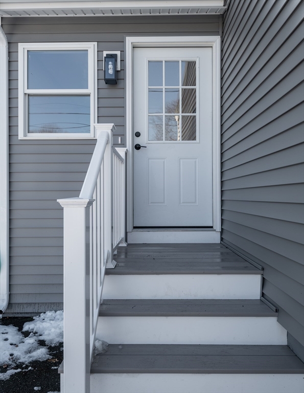 6 Allen Road Peabody, MA 01960 - Photo 4 of 30