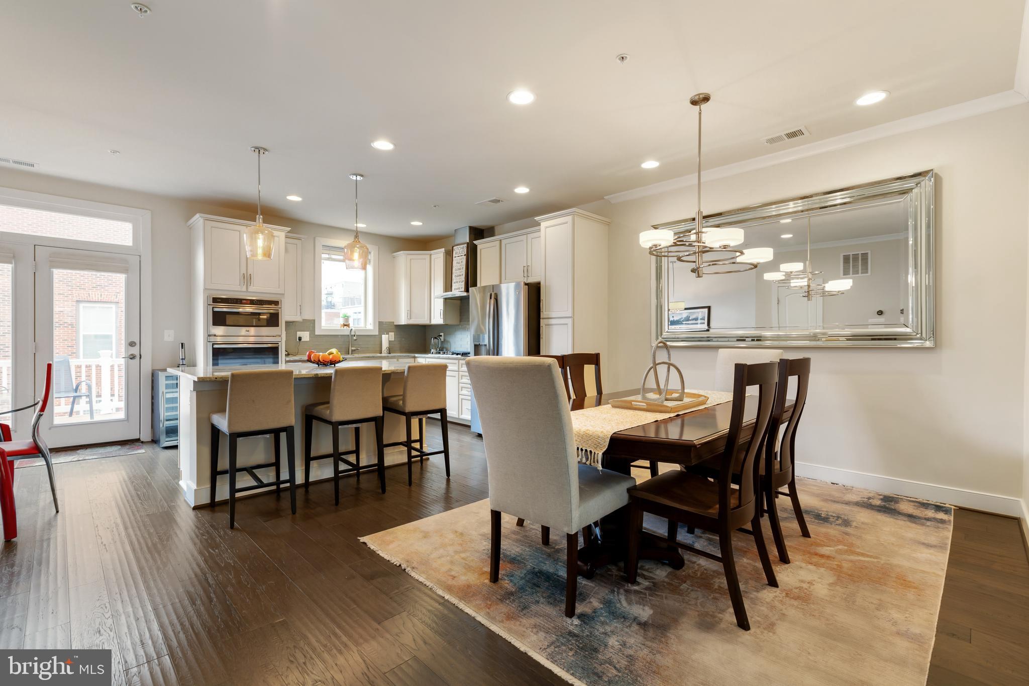 321 Hendrix Avenue Gaithersburg, MD 20878 - Photo 17 of 56 Dining Area