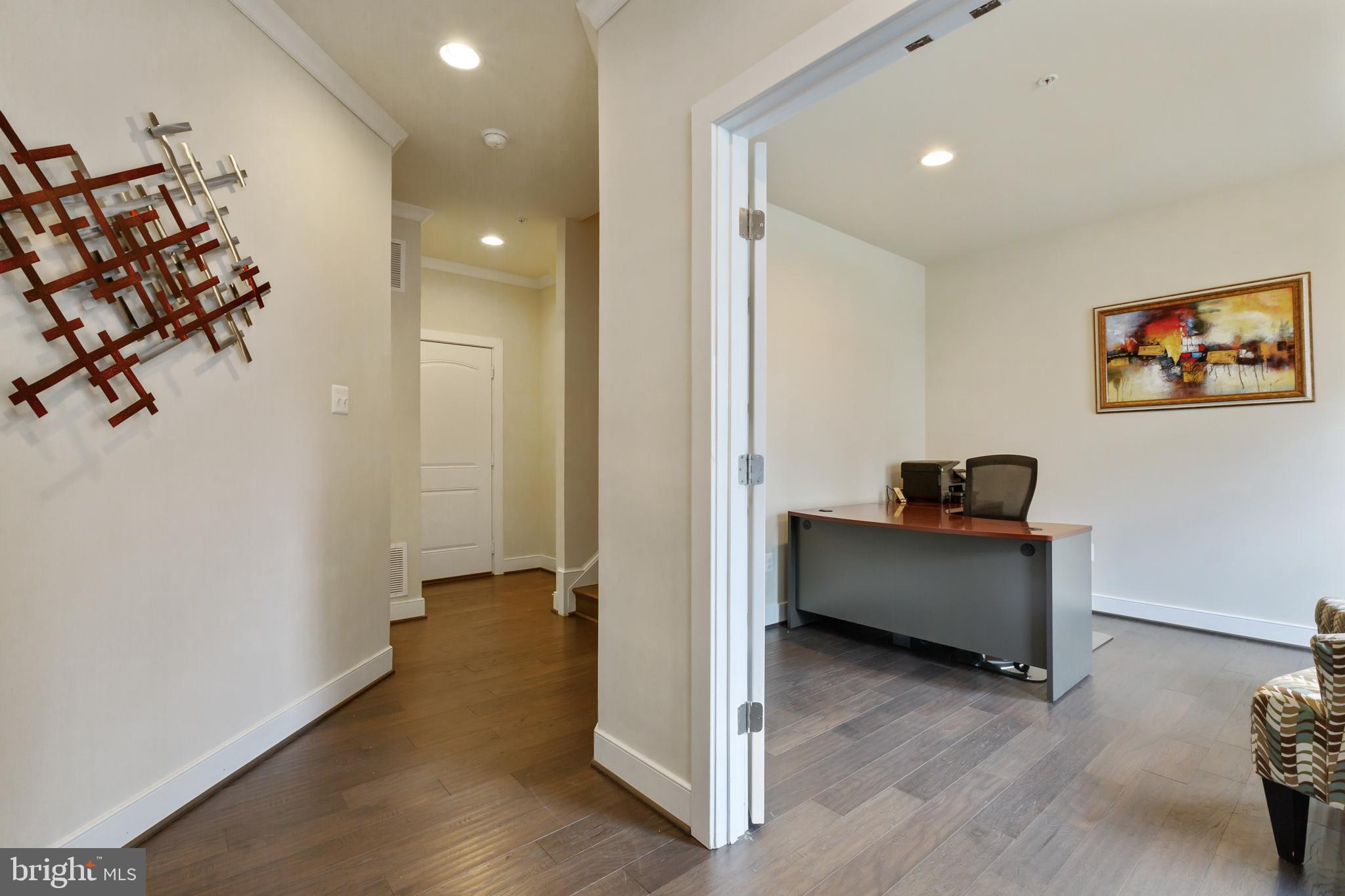 321 Hendrix Avenue Gaithersburg, MD 20878 - Photo 6 of 56 Interior General