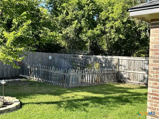 $2,100 | 2611 Bolzano Trail, Temple, TX 76502