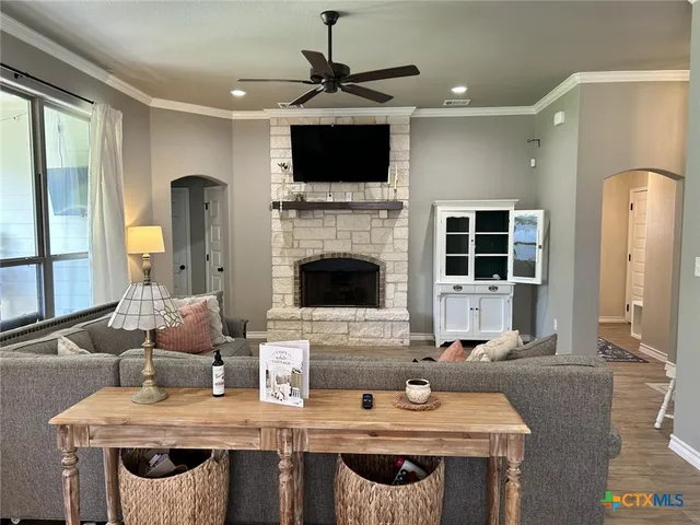 $2,100 | 2611 Bolzano Trail, Temple, TX 76502