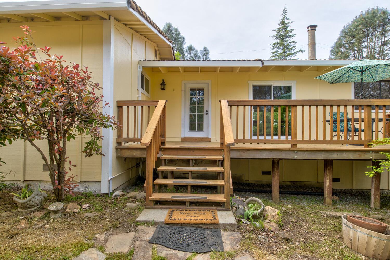 5196 Stagecoach Hill Road Mountain Ranch, CA 95246 - Photo 5 of 65