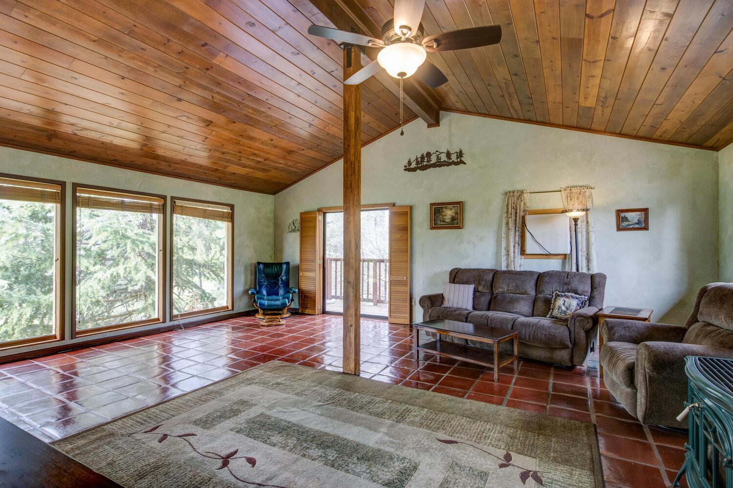 5196 Stagecoach Hill Road Mountain Ranch, CA 95246 - Photo 8 of 65