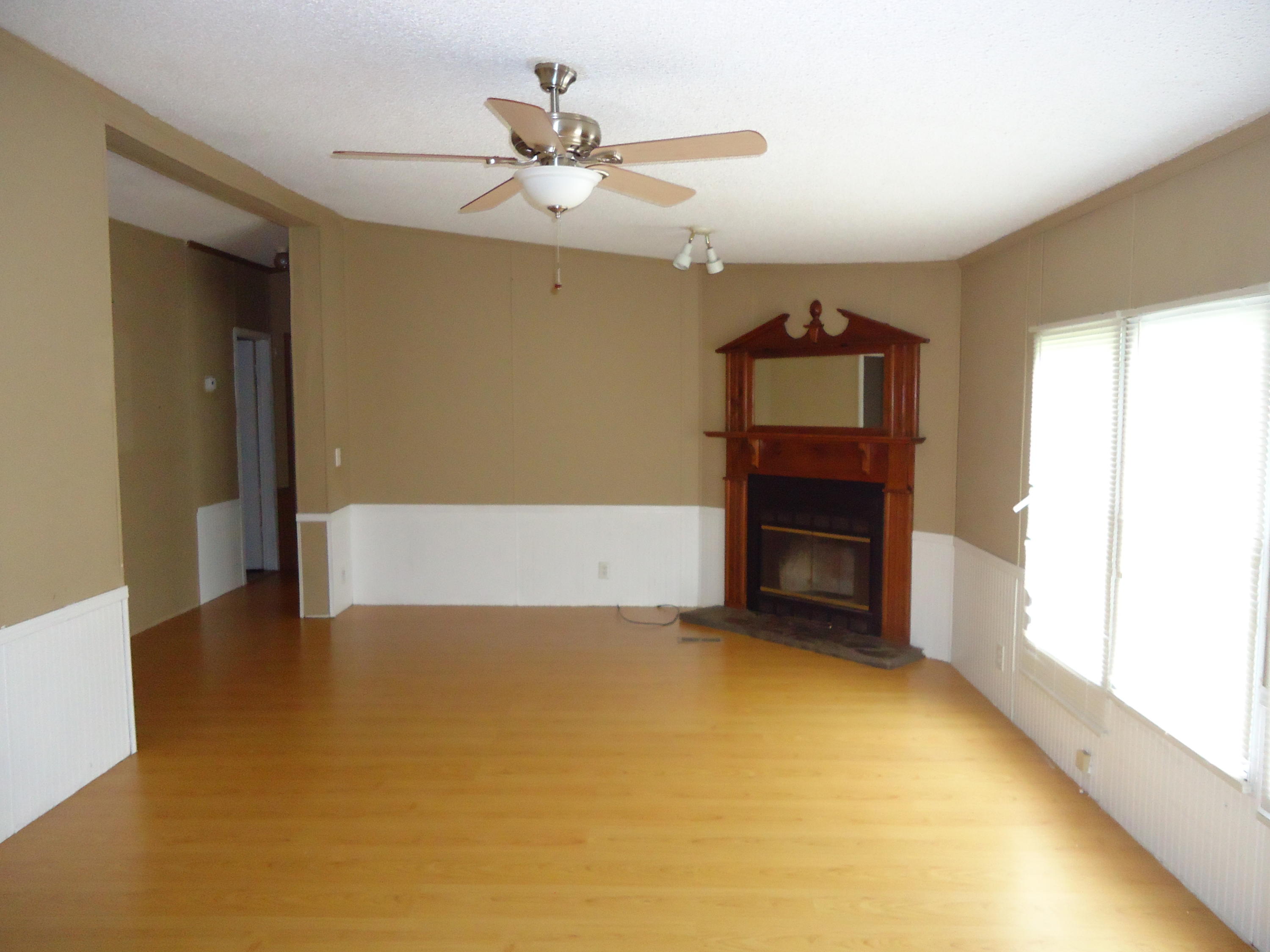 255 Scenic View Road Madisonville, TN 37354 - Photo 6 of 33 DSC06325