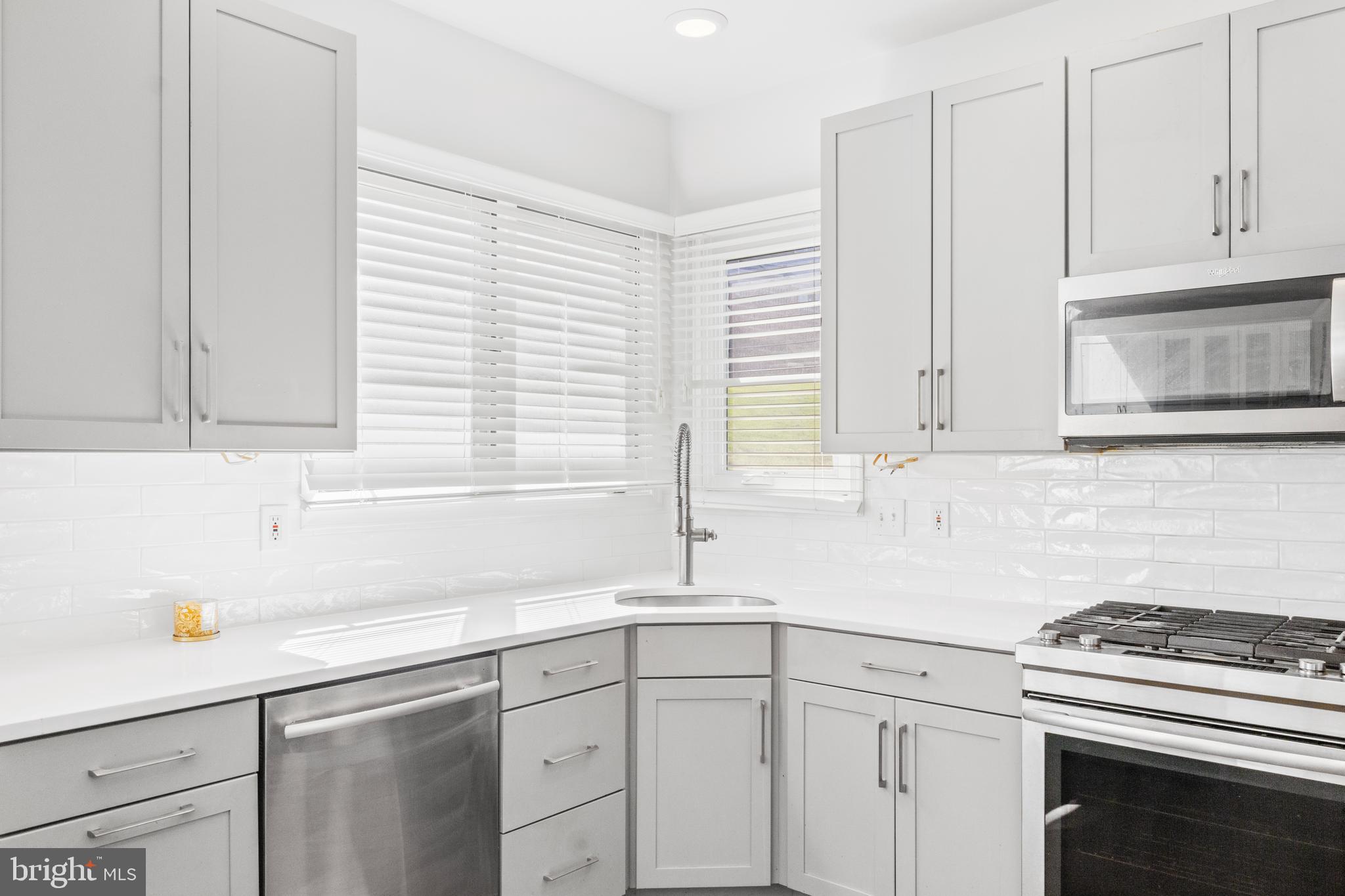 39 Stridesham Court Baltimore, MD 21209 - Photo 3 of 39 Gallery Image 3