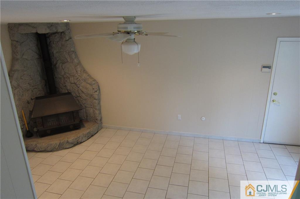 17 Boxwood Road Piscataway, NJ 08854 - Photo 8 of 19 Gallery Image 8