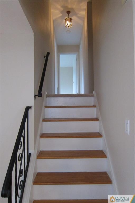 17 Boxwood Road Piscataway, NJ 08854 - Photo 9 of 19 Gallery Image 9