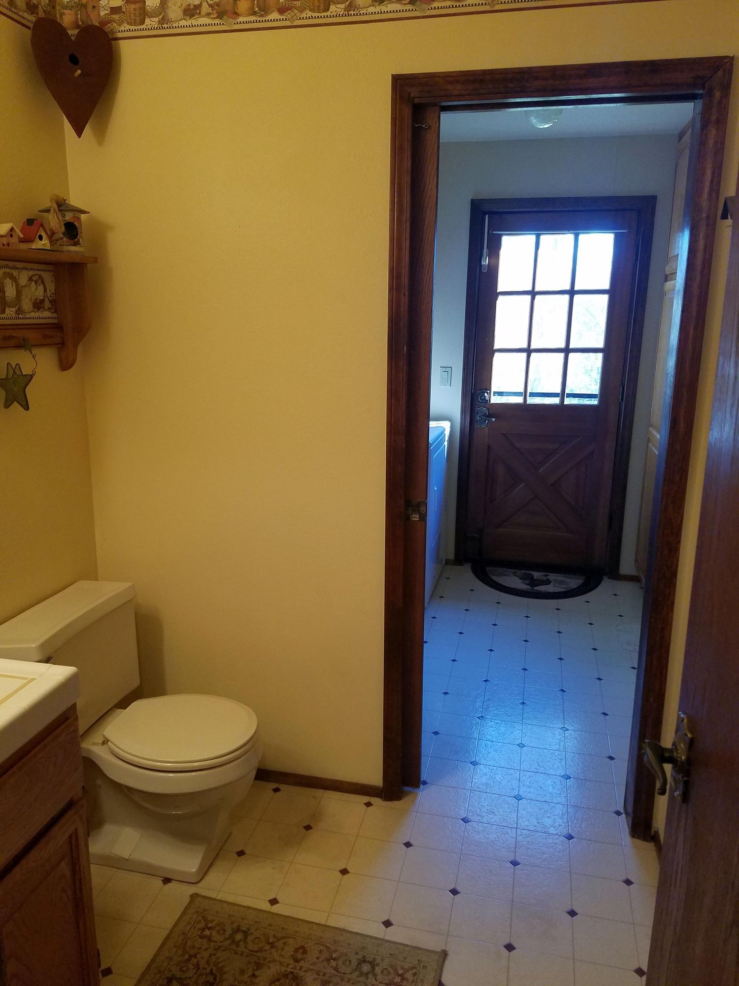 8131 Gold Run Road Redding, CA 96001 - Photo 21 of 37 1/2 bath by bonus and laundry