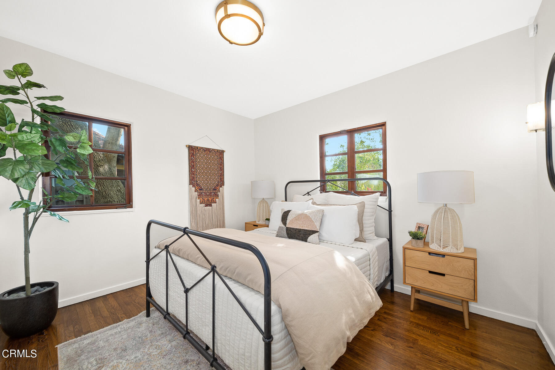 2864 Sterling Place Altadena, CA 91001 - Photo 12 of 28 a bedroom with double bed and a window