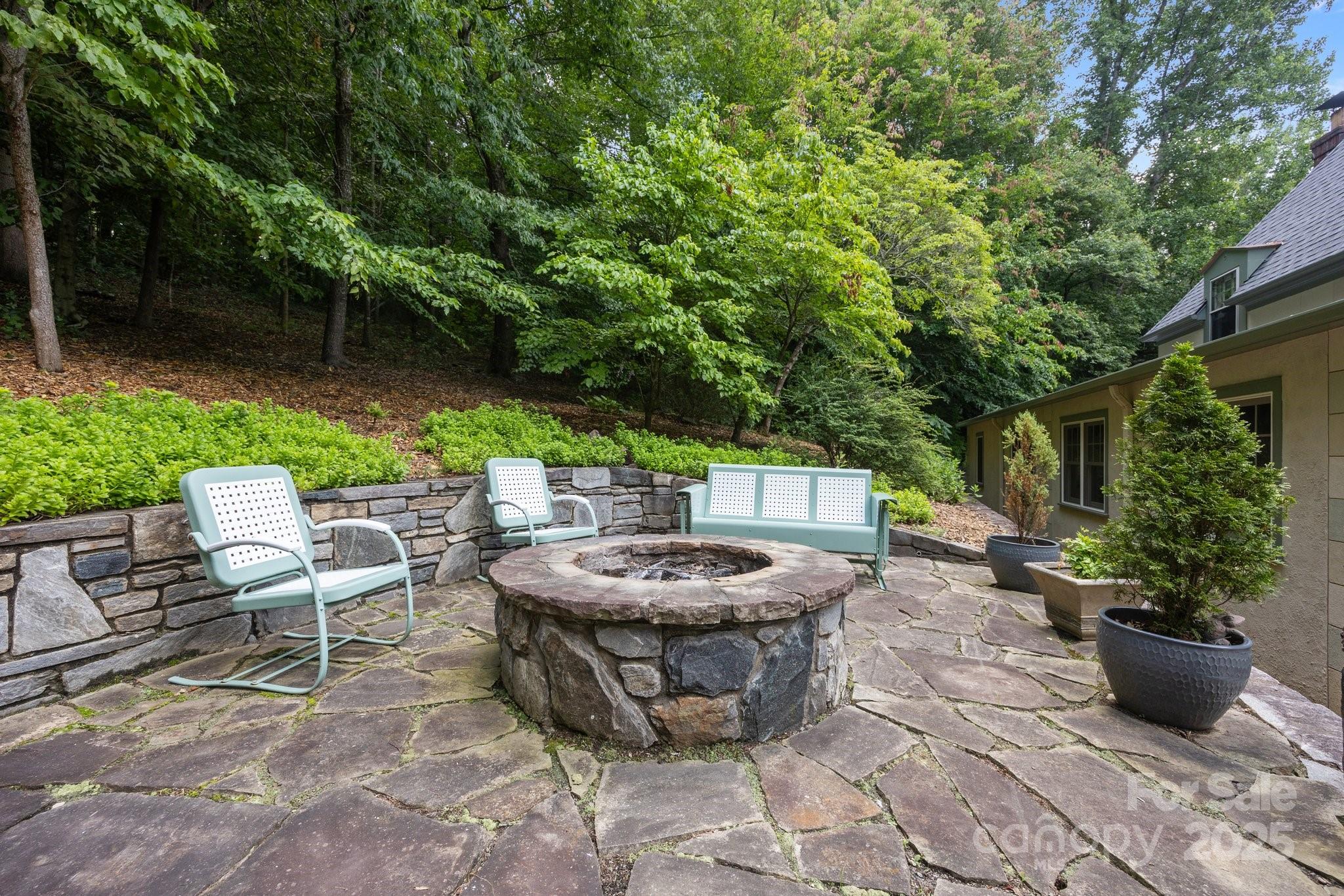 12 Rice Branch Road Asheville, NC 28804 - Photo 17 of 48 Gallery Image 17