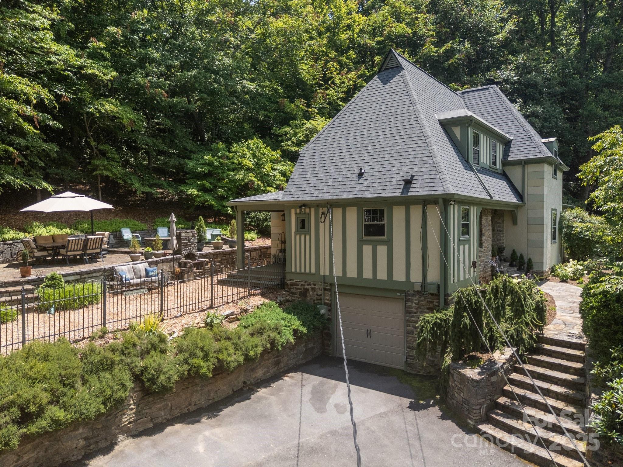 12 Rice Branch Road Asheville, NC 28804 - Photo 5 of 48 Gallery Image 5