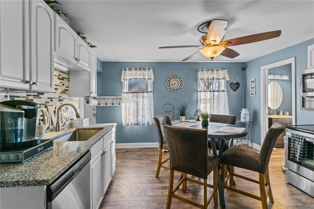 80 Reed Street Warwick, RI 02886 - Photo 8 of 30