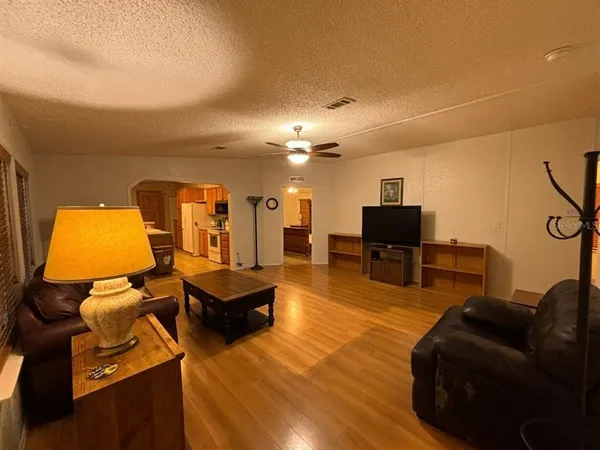 $1,650 | 5320 Laurel Oak Drive, Winter Haven, FL 33880