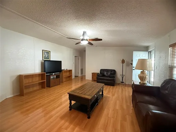 $1,650 | 5320 Laurel Oak Drive, Winter Haven, FL 33880