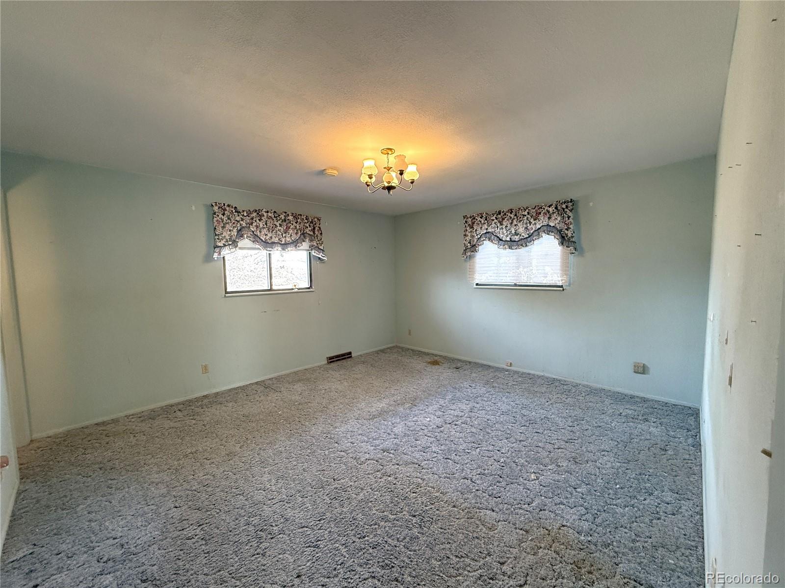 69429 Highway 71 Limon, CO 80828 - Photo 17 of 49