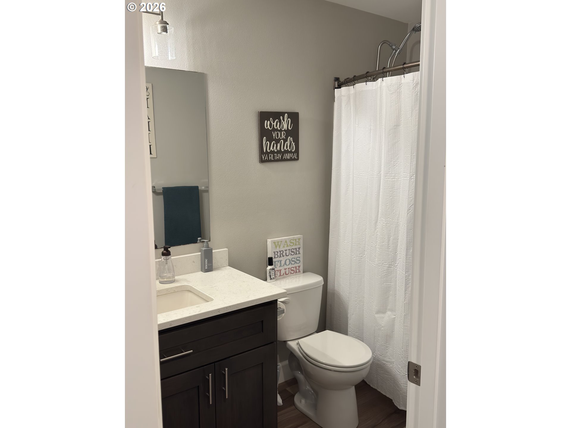 808 Northpoint Loop Brownsville, OR 97327 - Photo 20 of 25 Owner's Suite Bedroom