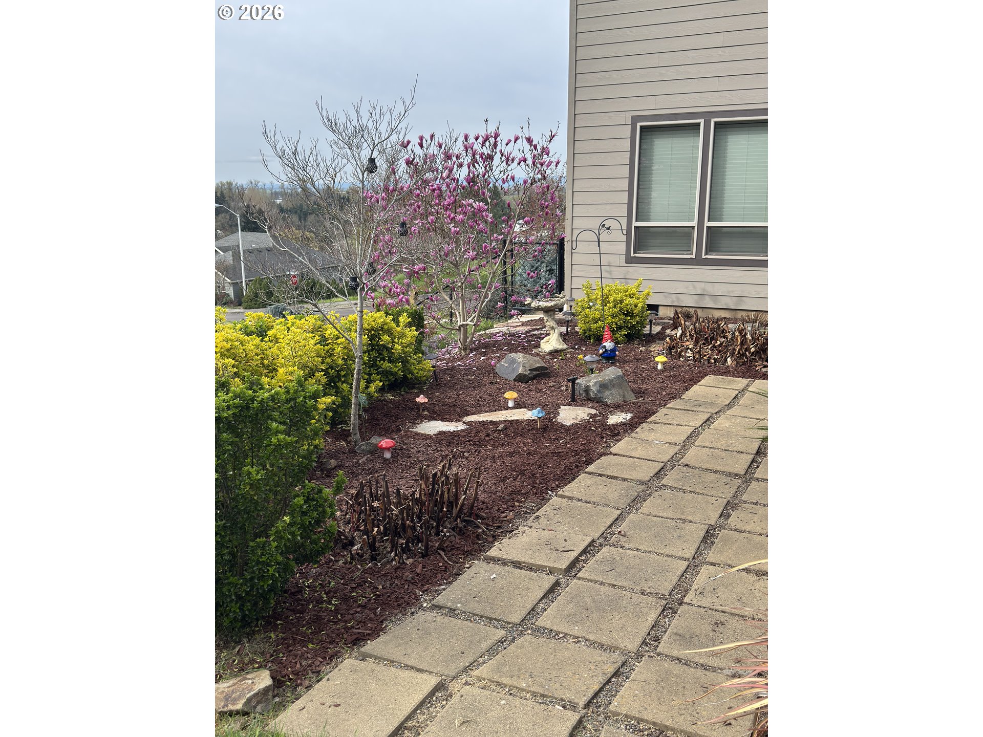 808 Northpoint Loop Brownsville, OR 97327 - Photo 24 of 25 Gazebo