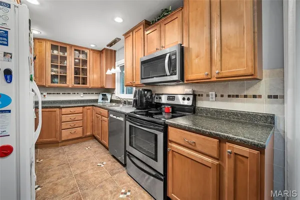 $2,450 | 1436 Marsh Avenue, Ellisville, MO 63011