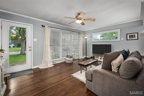 $2,450 | 1436 Marsh Avenue, Ellisville, MO 63011