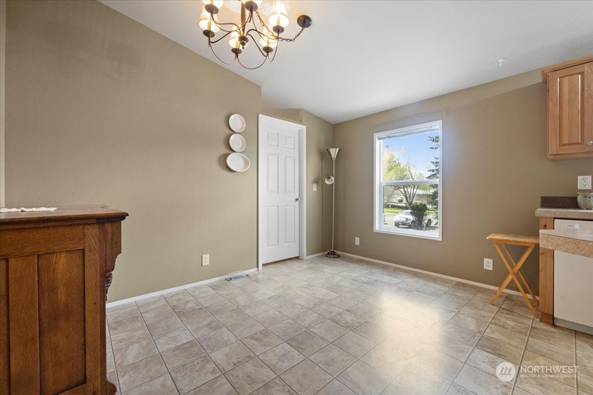 57789 East Cardinal Road Northeast Grand Coulee, WA 99133 - Photo 12 of 38 Gallery Image 12
