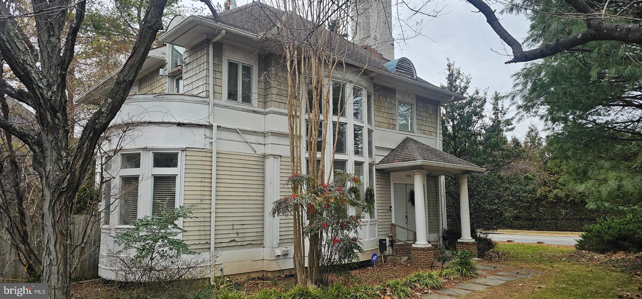 1650 Kirby Road McLean, VA 22101 - Photo 1 of 20