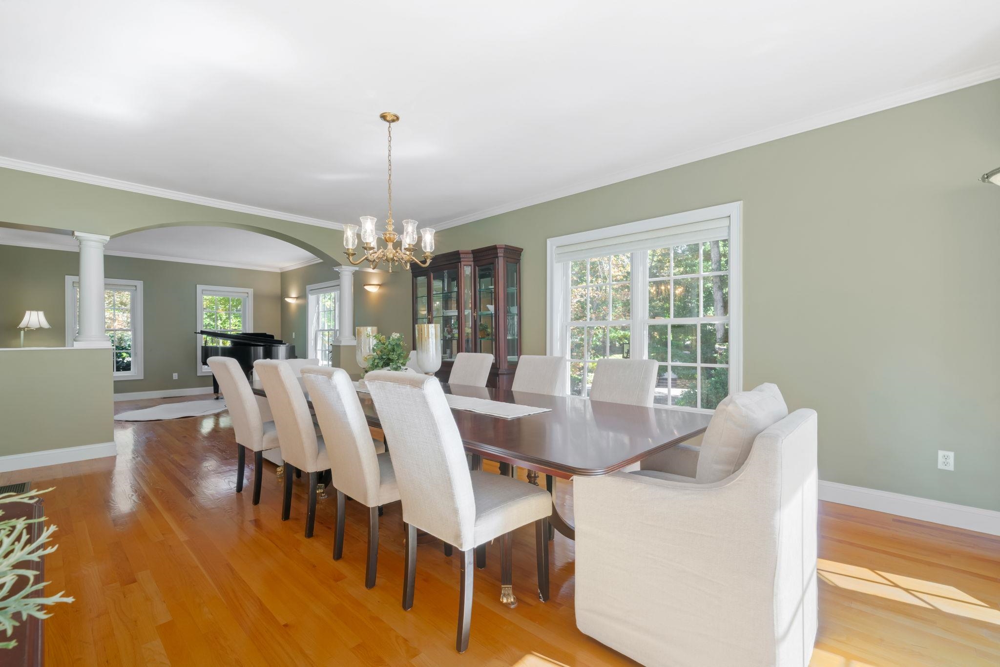 11 Surrey Lane Salem, NH 03079 - Photo 25 of 60