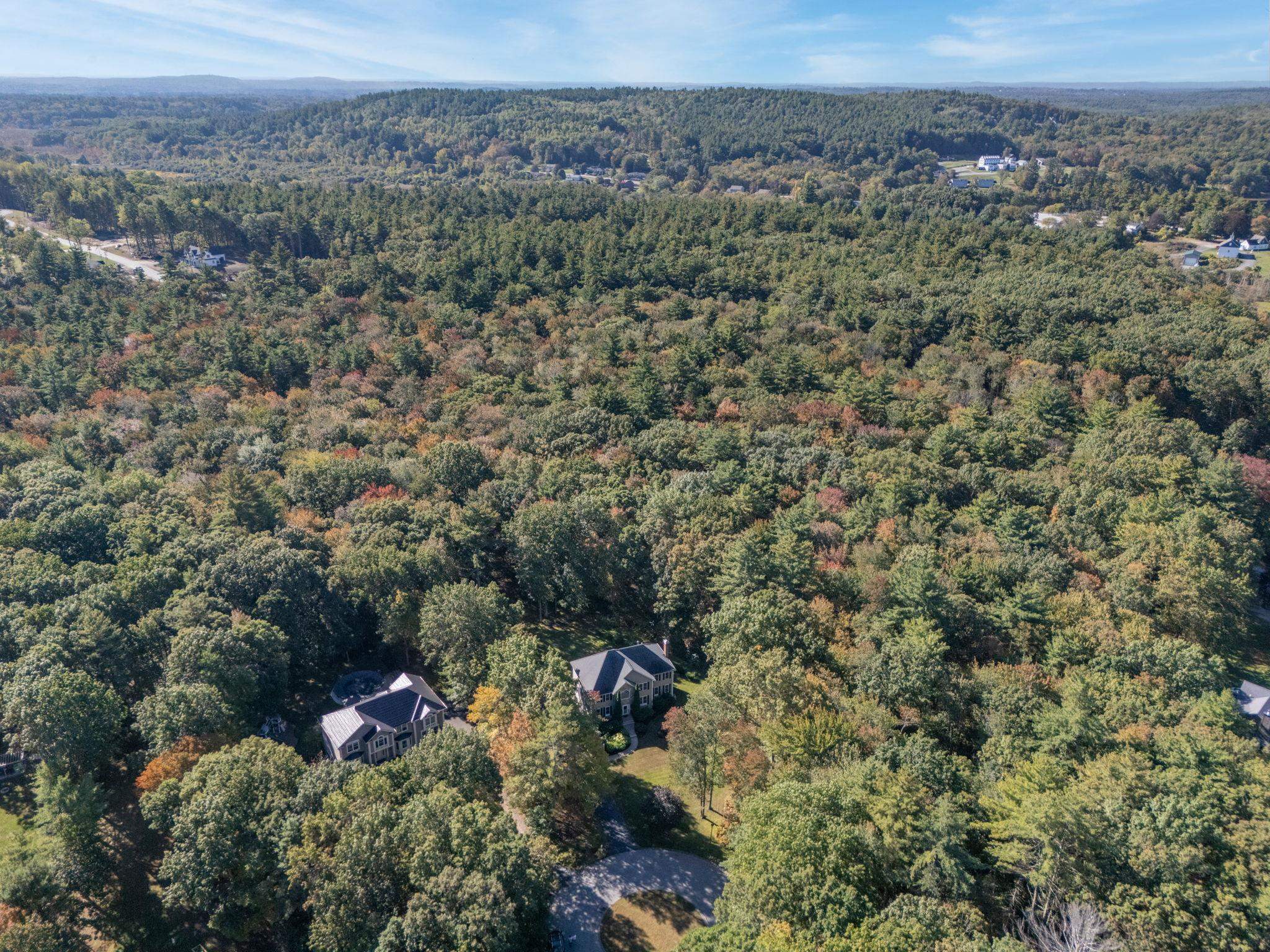 11 Surrey Lane Salem, NH 03079 - Photo 4 of 60